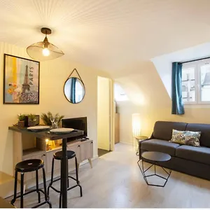 Sttudio Champs Elysees Apartamento