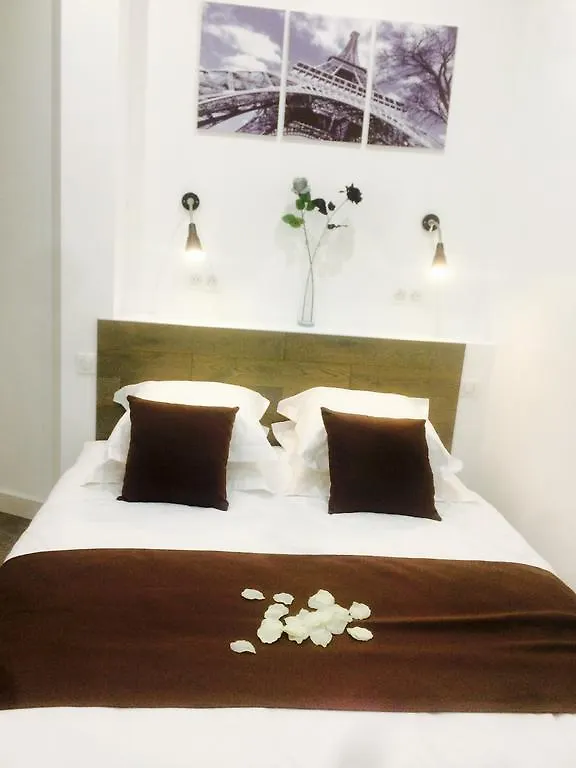 Le Logis De Montmartre Apartamento Paris França